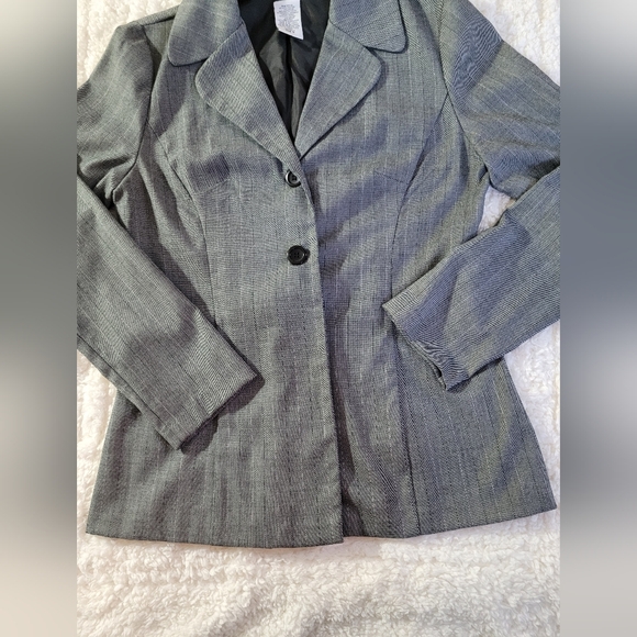 Tangents Women’s Sz 9 Gray Striped 3 Piece Pantsuit with Camisole Top, Blazer - Picture 4 of 16